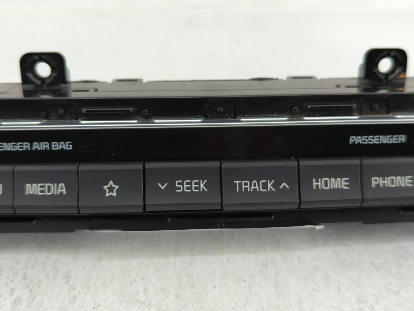 2019-2020 Kia Optima Radio Control Panel - Oemusedautoparts1.com