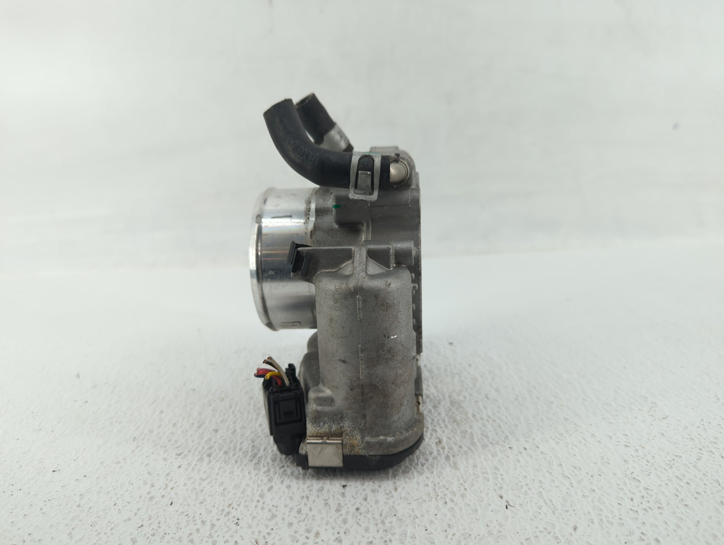 2016-2020 Kia Optima Throttle Body P/N:35100-2G600 Fits Fits 2015 2016 2017 2018 2019 2020 2021 OEM Used Auto Parts - Oemuse