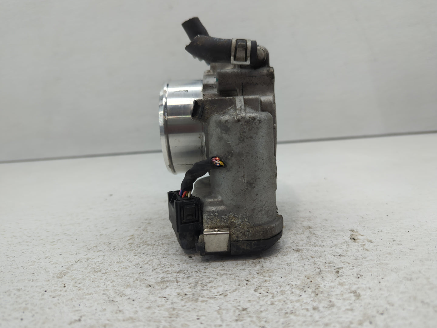 2016-2020 Kia Optima Throttle Body P/N:35100-2G600 Fits Fits 2015 2016 2017 2018 2019 2020 2021 OEM Used Auto Parts - Oemuse