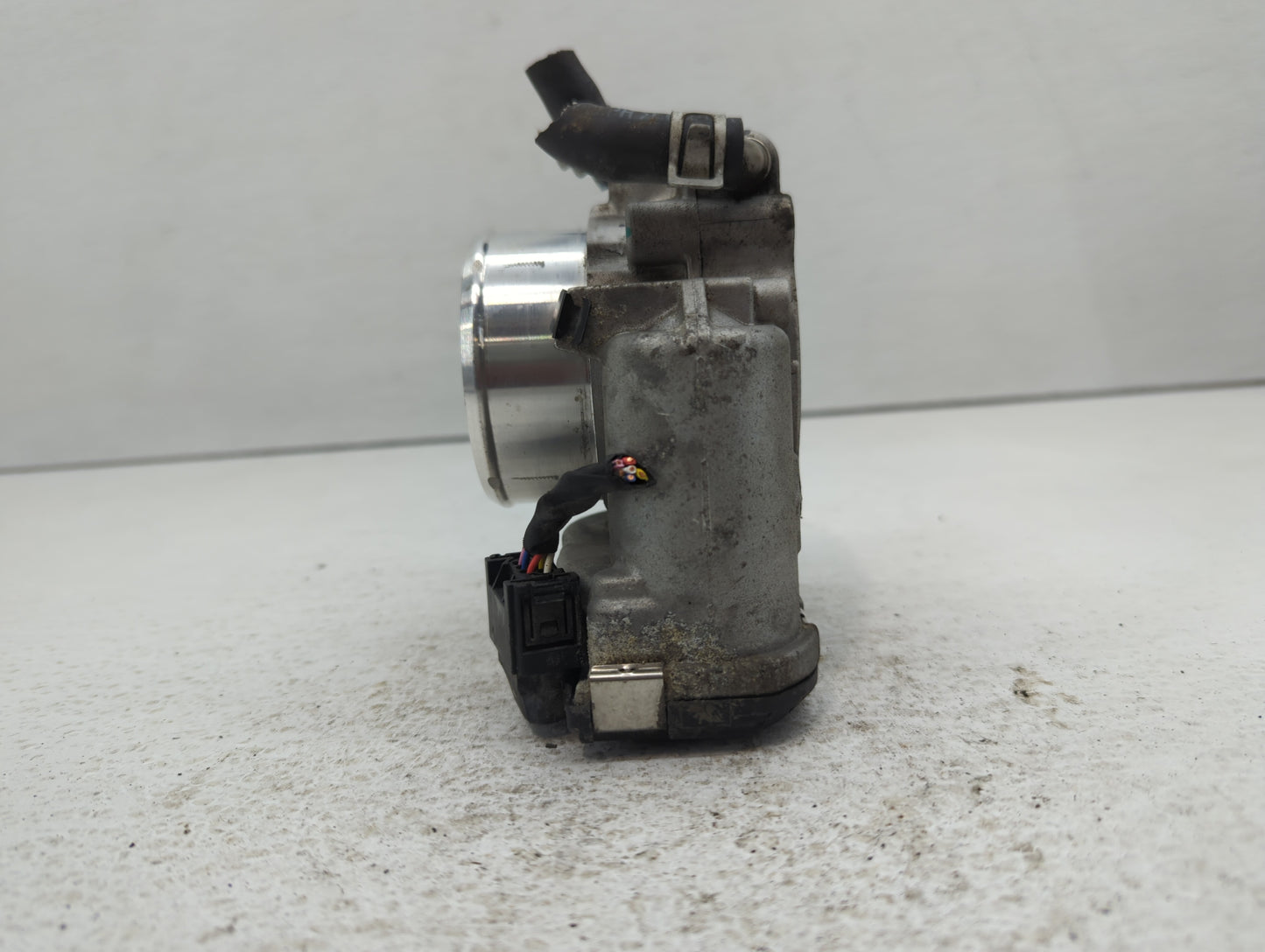 2016-2020 Kia Optima Throttle Body P/N:35100-2G600 Fits Fits 2015 2016 2017 2018 2019 2020 2021 OEM Used Auto Parts - Oemuse
