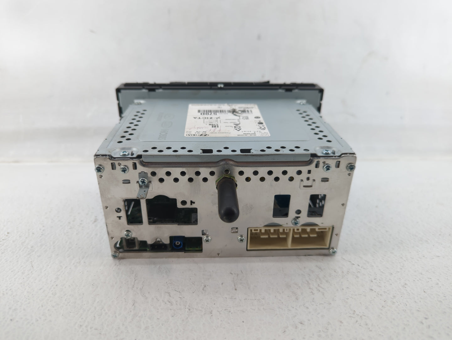 2019-2020 Kia Optima Radio AM FM Cd Player Receiver Replacement P/N:96160-D5700WK Fits Fits 2019 2020 OEM Used Auto Parts - 