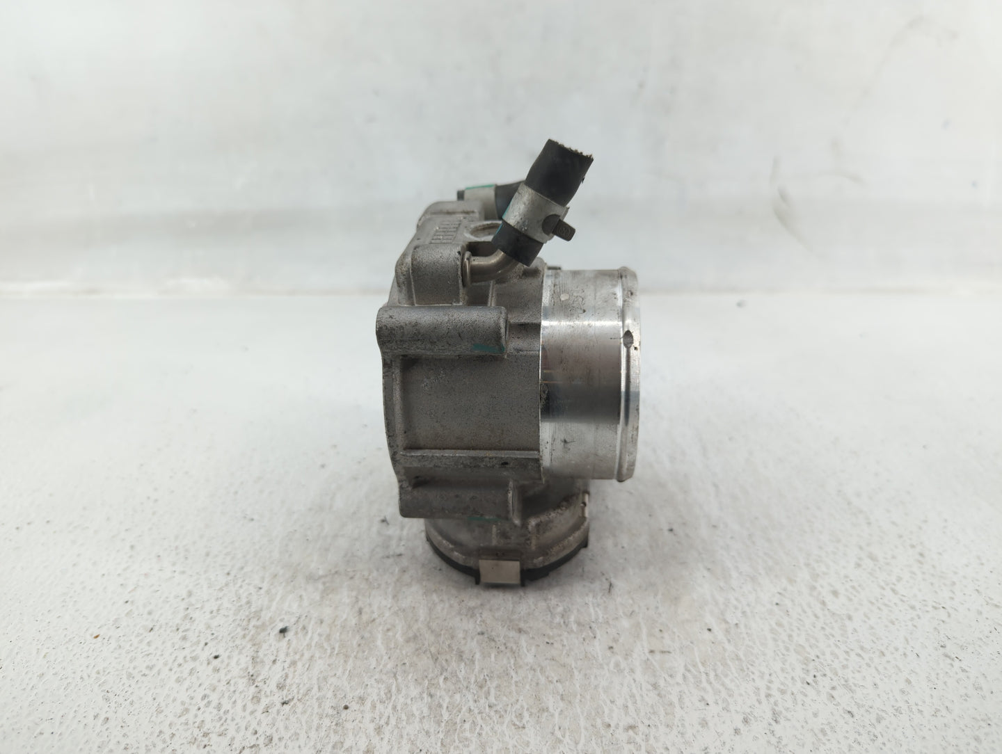 2016-2020 Kia Optima Throttle Body P/N:35100-2G600 Fits Fits 2015 2016 2017 2018 2019 2020 2021 OEM Used Auto Parts - Oemuse