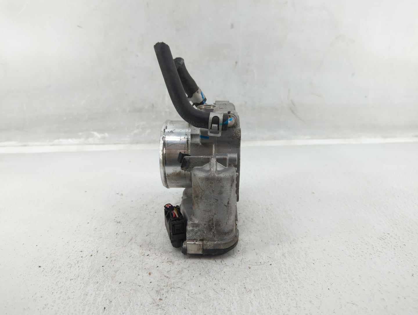 2016-2020 Kia Optima Throttle Body P/N:35100-2G600 Fits Fits 2015 2016 2017 2018 2019 2020 2021 OEM Used Auto Parts - Oemuse