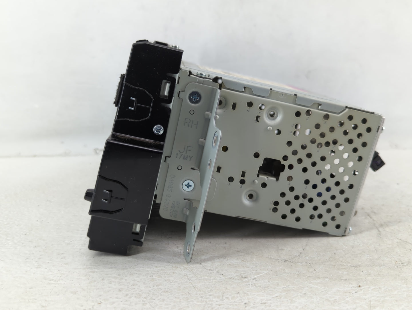 2019-2020 Kia Optima Radio AM FM Cd Player Receiver Replacement P/N:96160-D5700WK Fits Fits 2019 2020 OEM Used Auto Parts - 