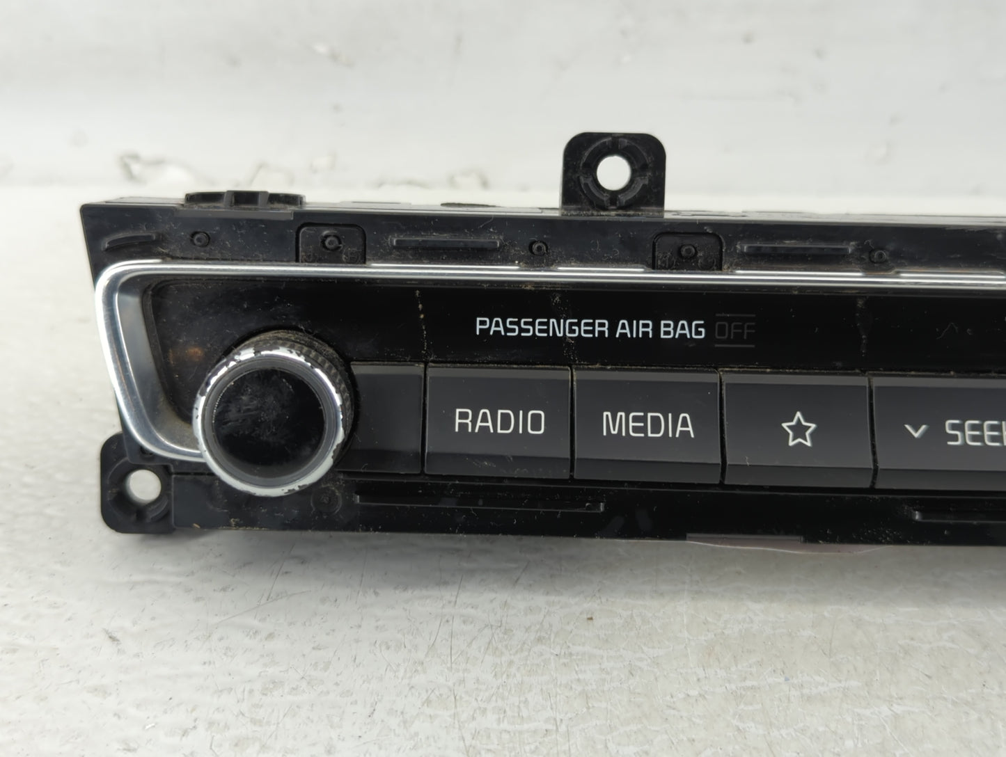 2017-2019 Kia Optima Radio AM FM Cd Player Receiver Replacement P/N:ADBBDD5AN 96160-D6900WK Fits Fits 2017 2018 2019 OEM Use