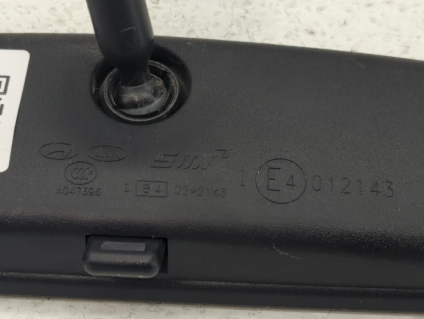 2011-2020 Kia Optima Interior Rear View Mirror Replacement OEM P/N:E4012143 Fits OEM Used Auto Parts - Oemusedautoparts1.com