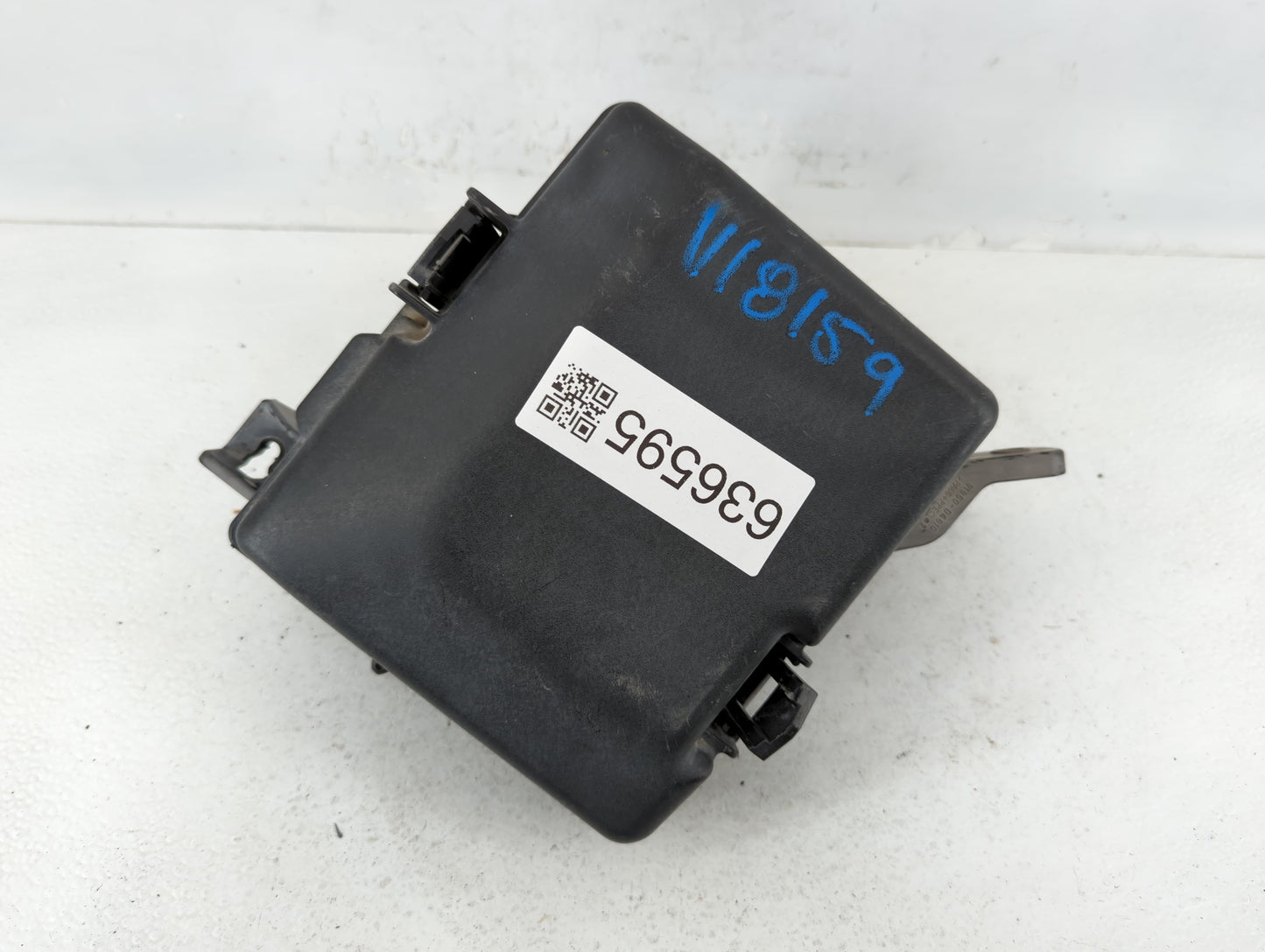 2016-2019 Kia Optima Fusebox Fuse Box Panel Relay Module P/N:91950-D5841 Fits Fits 2016 2017 2018 2019 OEM Used Auto Parts -