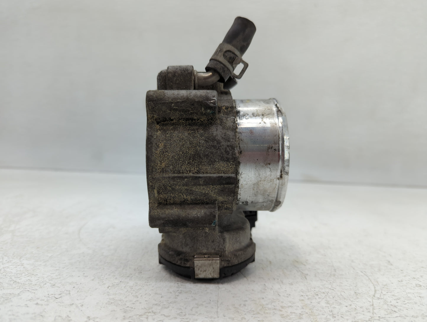 2016-2020 Kia Optima Throttle Body P/N:35100-2G600 Fits Fits 2015 2016 2017 2018 2019 2020 2021 OEM Used Auto Parts - Oemuse