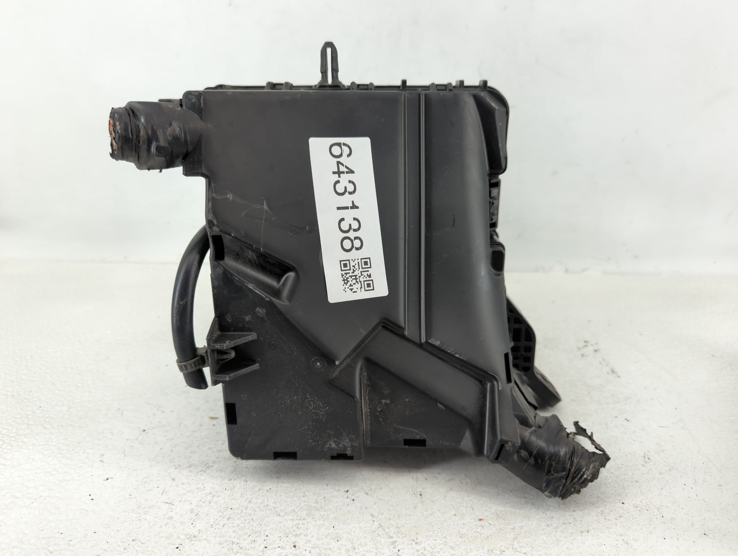 2016-2019 Kia Optima Fusebox Fuse Box Panel Relay Module P/N:91950-D5861 Fits Fits 2016 2017 2018 2019 OEM Used Auto Parts -
