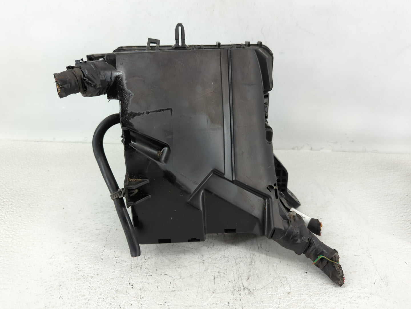 2016-2019 Kia Optima Fusebox Fuse Box Panel Relay Module P/N:91950-D5822 91230D5070JA Fits Fits 2016 2017 2018 2019 OEM Used