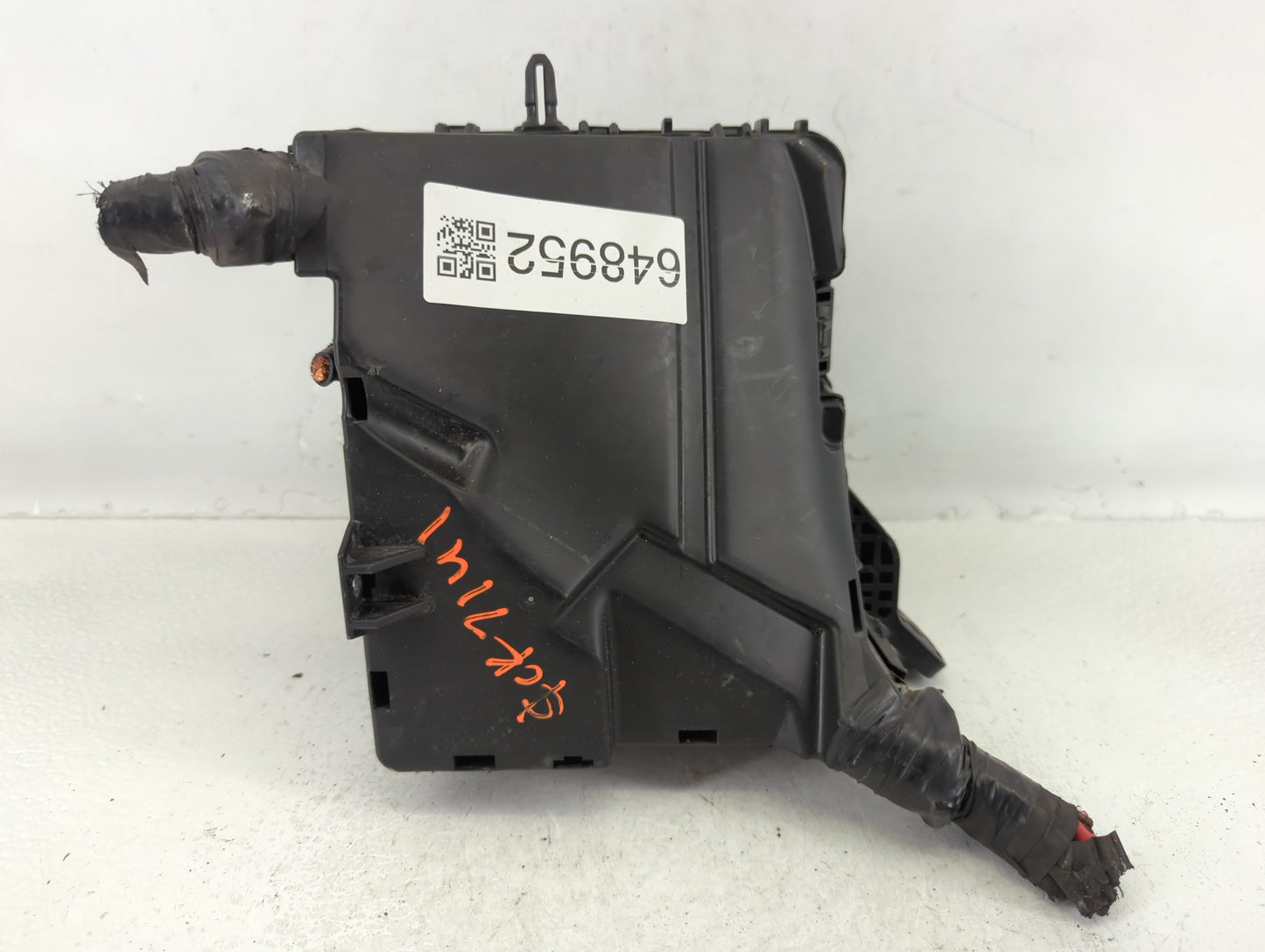2016-2019 Kia Optima Fusebox Fuse Box Panel Relay Module P/N:91950-D5841 Fits Fits 2016 2017 2018 2019 OEM Used Auto Parts -