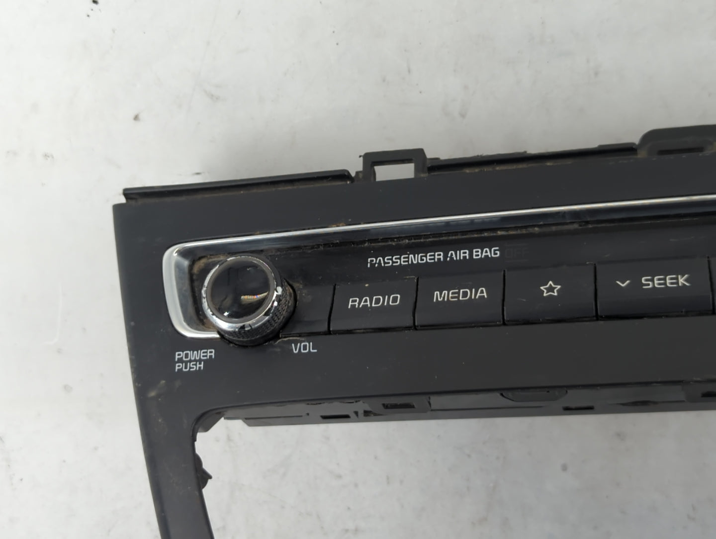 2019-2020 Kia Optima Radio Control Panel - Oemusedautoparts1.com