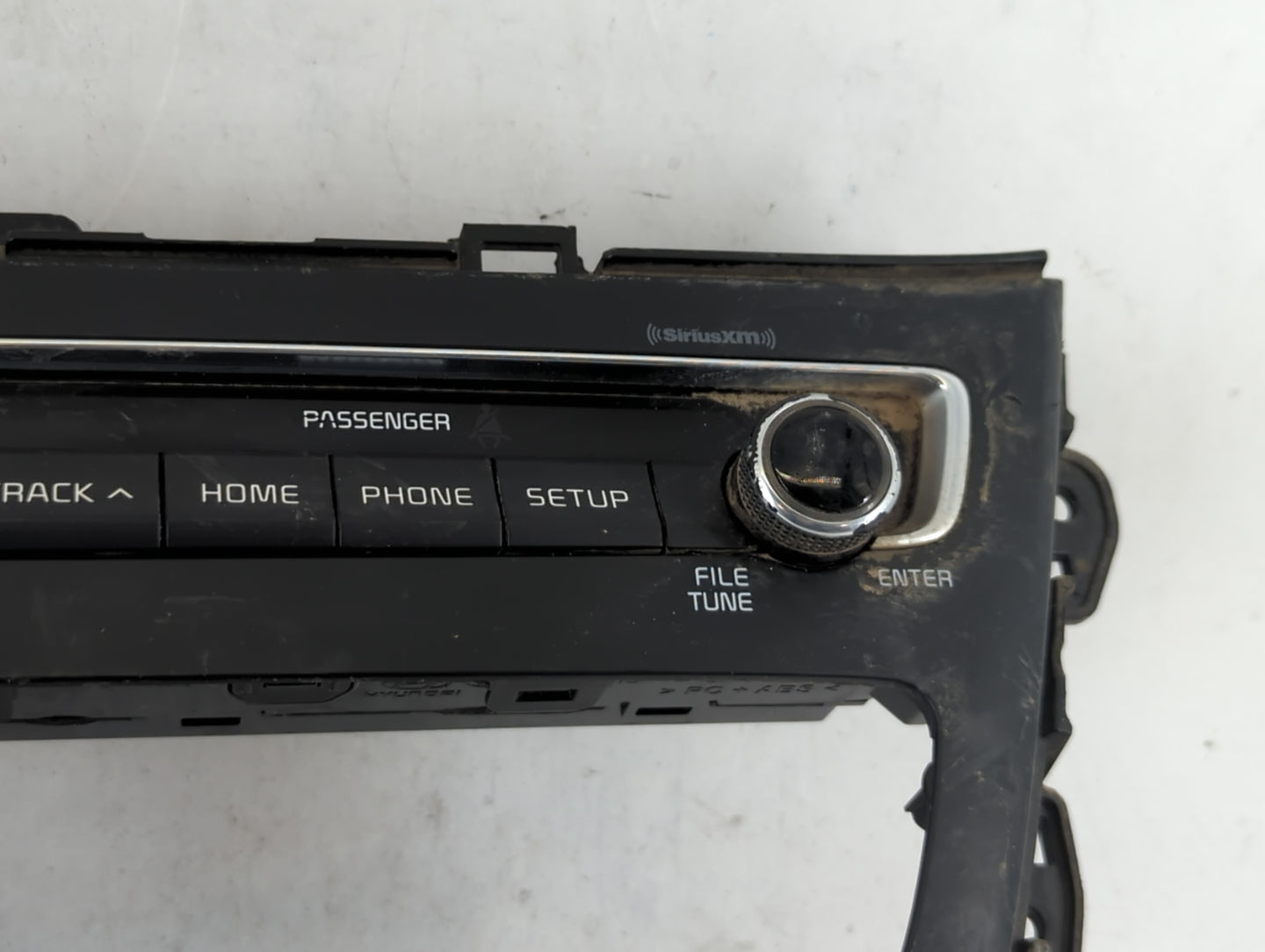 2019-2020 Kia Optima Radio Control Panel - Oemusedautoparts1.com