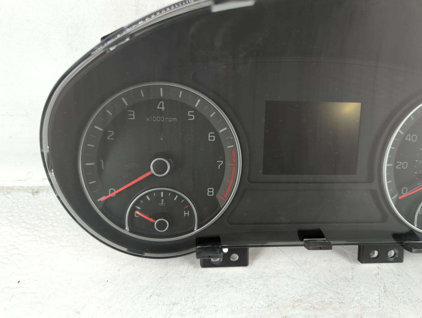2019-2020 Kia Optima Instrument Cluster Speedometer Gauges P/N:94021-D5030 Fits Fits 2019 2020 OEM Used Auto Parts - Oemused
