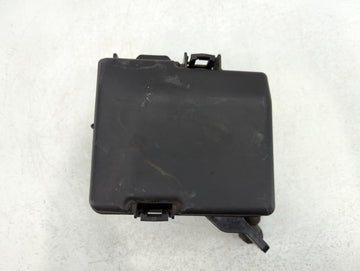 2016-2019 Kia Optima Fusebox Fuse Box Panel Relay Module P/N:TQ91700D5210JA Fits Fits 2016 2017 2018 2019 OEM Used Auto Part
