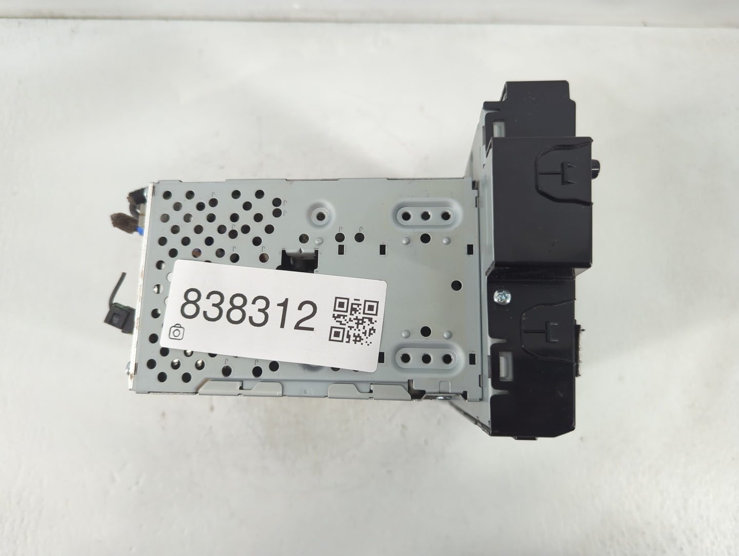 2019-2020 Kia Optima Radio AM FM Cd Player Receiver Replacement P/N:96160D5700WK Fits Fits 2019 2020 OEM Used Auto Parts - O