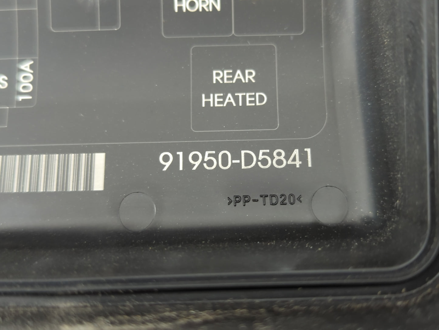 2016-2019 Kia Optima Fusebox Fuse Box Panel Relay Module P/N:91950-D5841 Fits Fits 2016 2017 2018 2019 OEM Used Auto Parts -