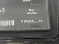 2016-2019 Kia Optima Fusebox Fuse Box Panel Relay Module P/N:91950-D5841 Fits Fits 2016 2017 2018 2019 OEM Used Auto Parts -