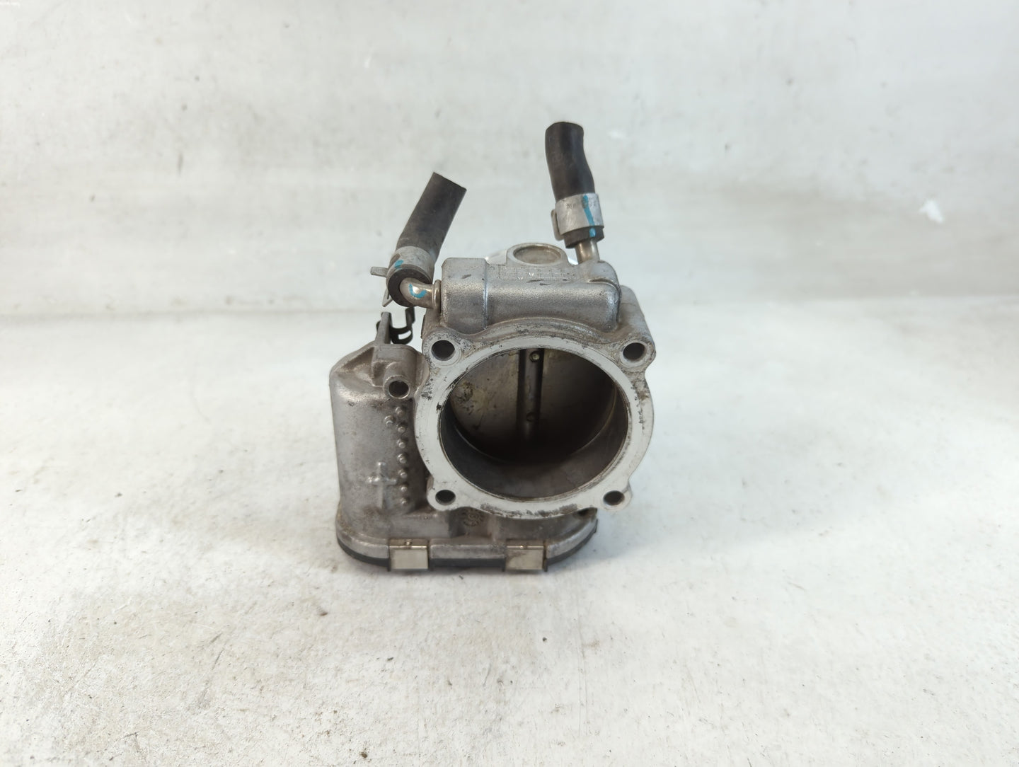 2016-2020 Kia Optima Throttle Body P/N:35100-2G600 Fits Fits 2015 2016 2017 2018 2019 2020 2021 OEM Used Auto Parts - Oemuse