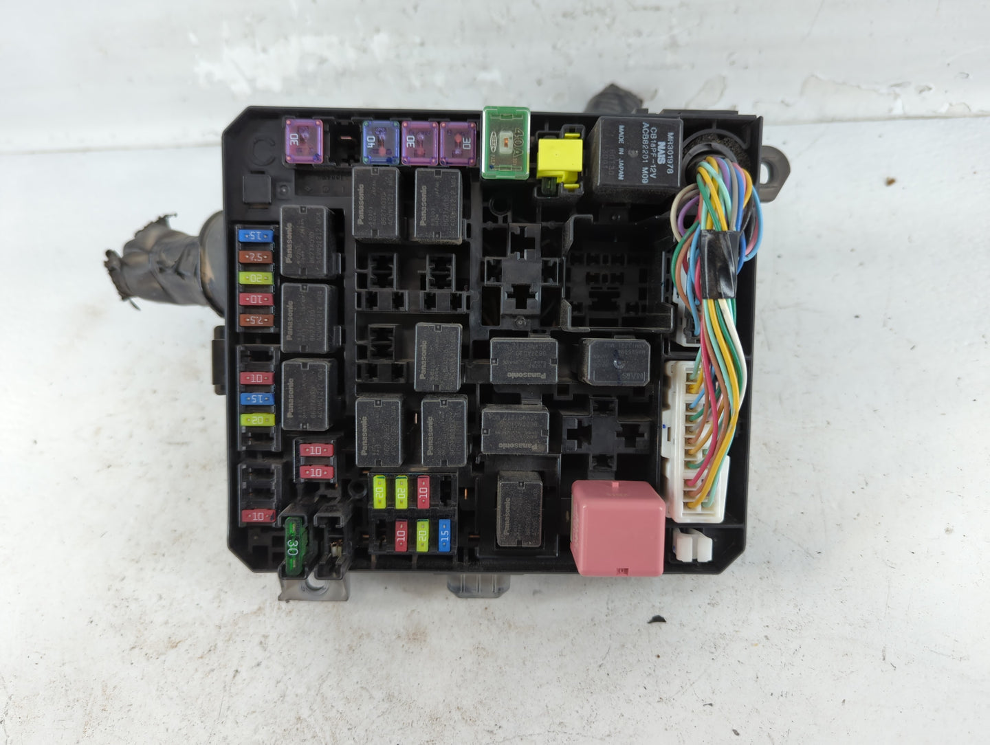 2016-2019 Kia Optima Fusebox Fuse Box Panel Relay Module P/N:8565A268 Fits Fits 2016 2017 2018 2019 OEM Used Auto Parts - Oe