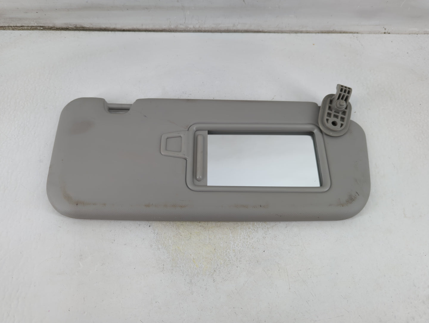 2018-2020 Kia Rio Sun Visor Shade Replacement Passenger Right Mirror Fits Fits 2018 2019 2020 2021 2022 OEM Used Auto Parts 