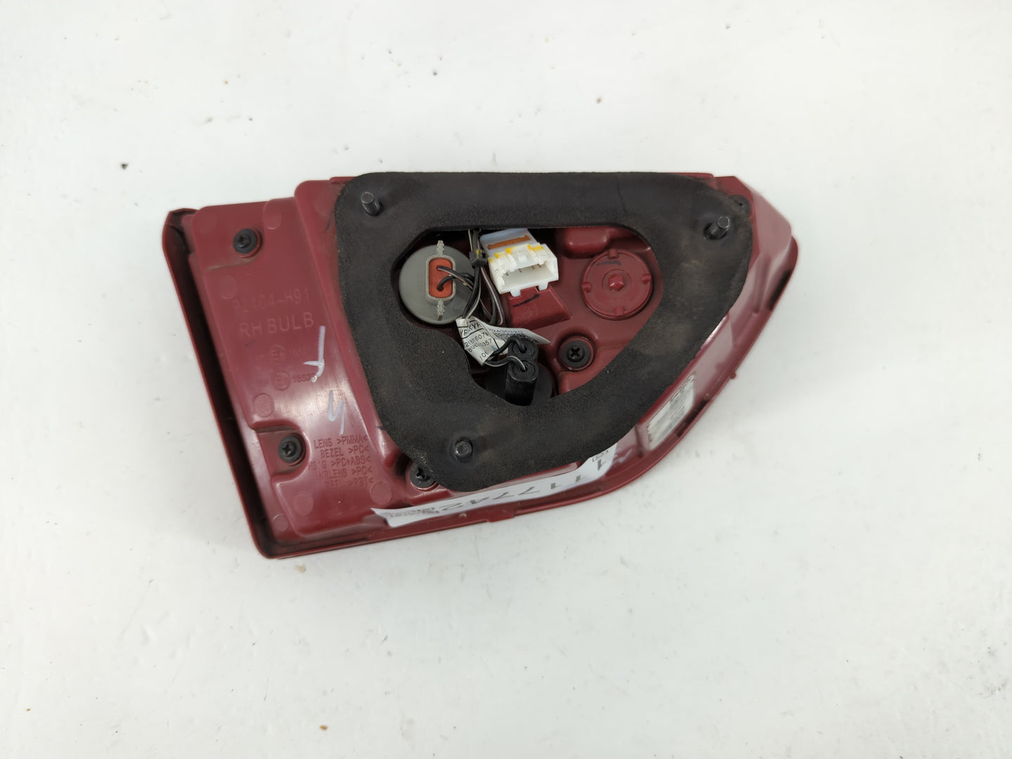 2018-2020 Kia Rio Tail Light Assembly Passenger Right OEM Fits Fits 2018 2019 2020 OEM Used Auto Parts - Oemusedautoparts1.c