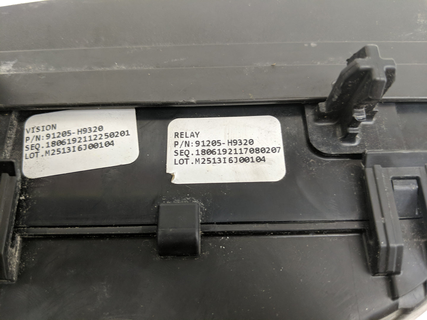 2018-2019 Kia Rio Fusebox Fuse Box Panel Relay Module P/N:91205-H9320 Fits Fits 2018 2019 OEM Used Auto Parts - Oemusedautop