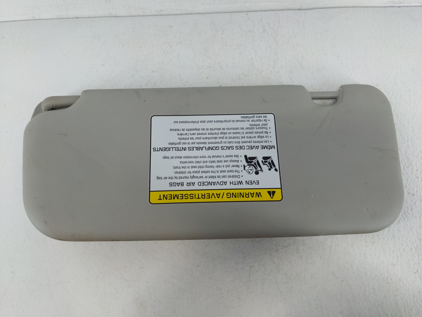 2018-2020 Kia Rio Sun Visor Shade Replacement Passenger Right Mirror Fits Fits 2018 2019 2020 2021 2022 OEM Used Auto Parts 