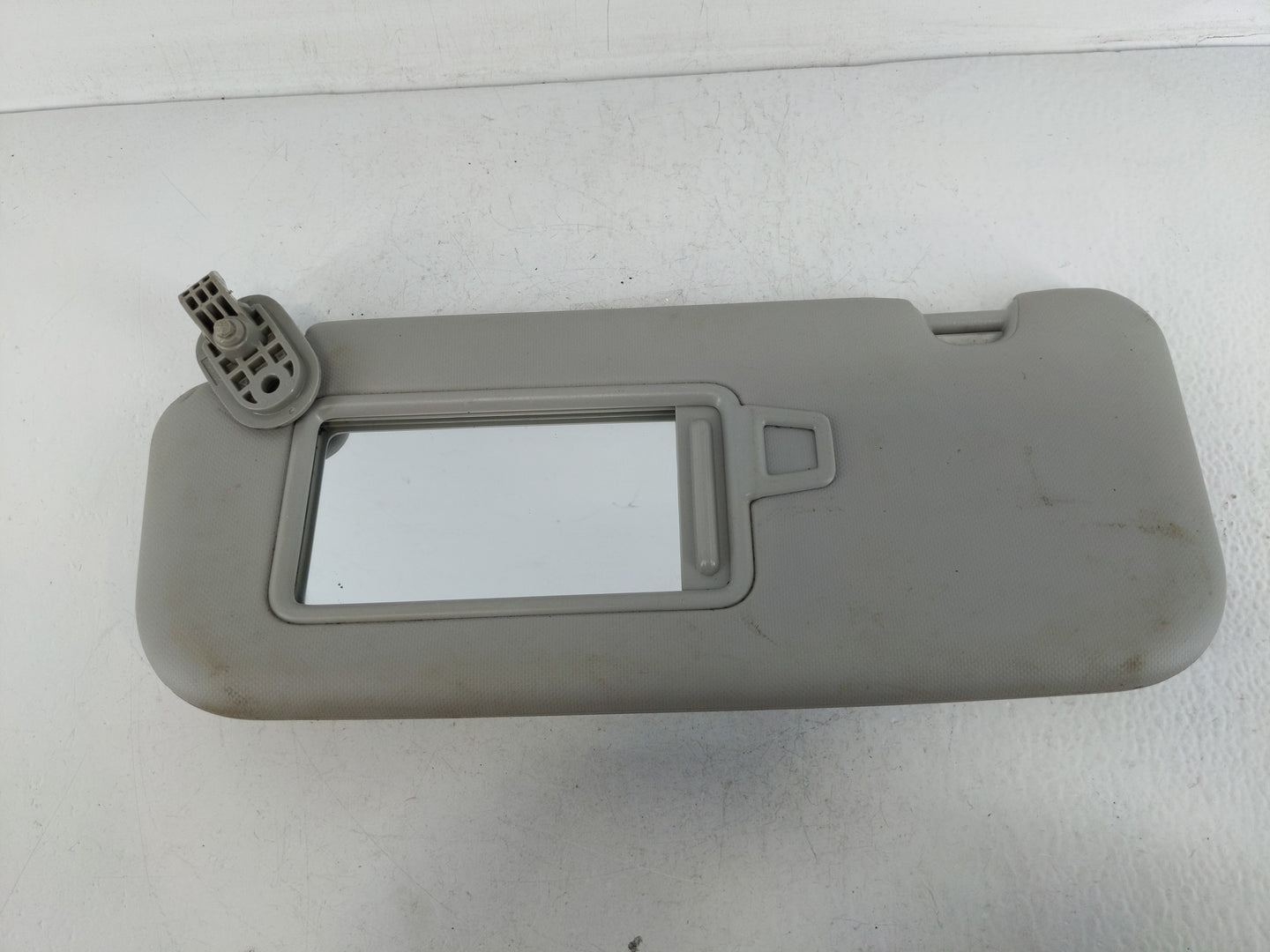 2018-2020 Kia Rio Sun Visor Shade Replacement Driver Left Mirror Fits Fits 2018 2019 2020 2021 2022 OEM Used Auto Parts - Oe