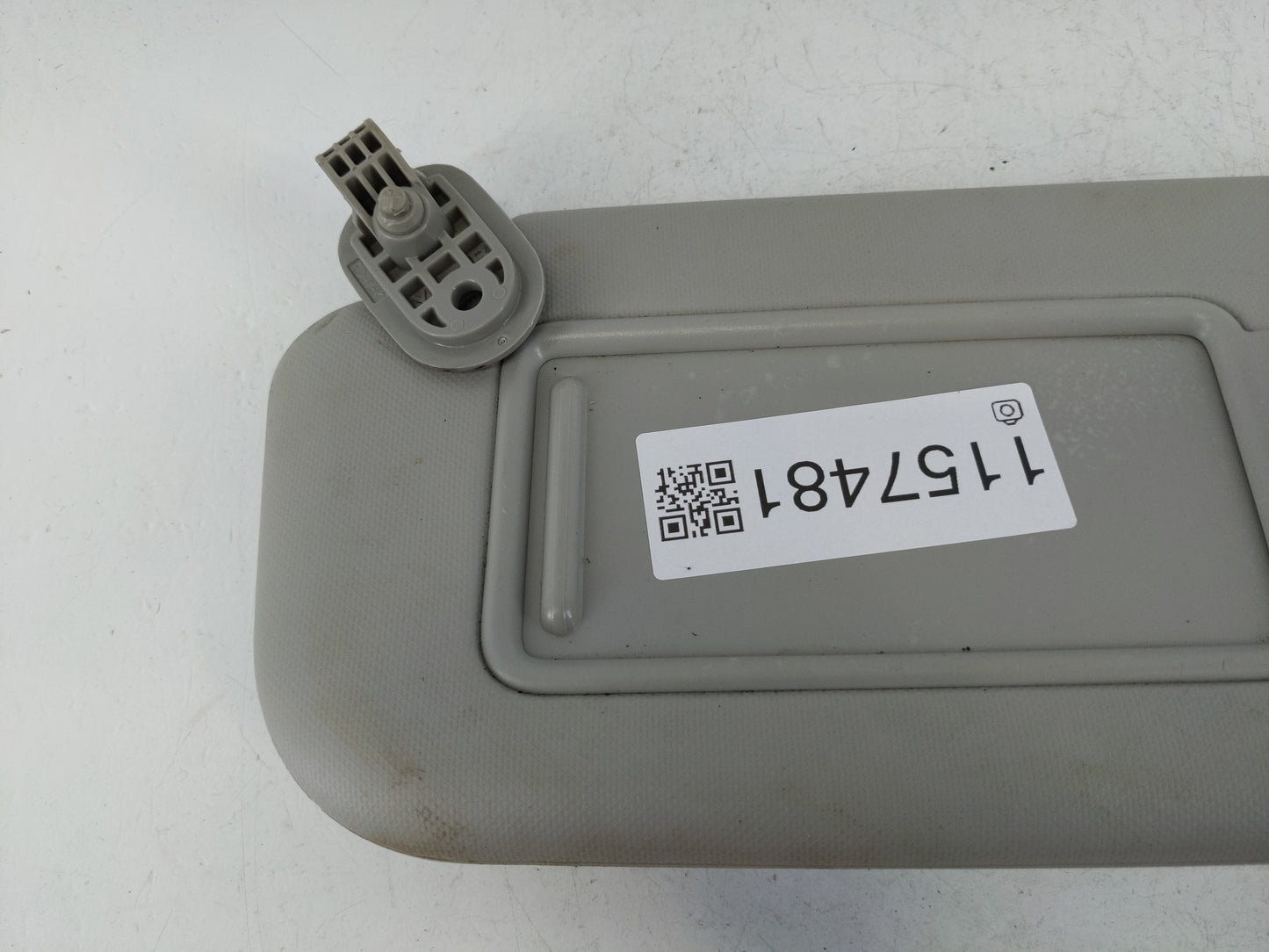 2018-2020 Kia Rio Sun Visor Shade Replacement Driver Left Mirror Fits Fits 2018 2019 2020 2021 2022 OEM Used Auto Parts - Oe