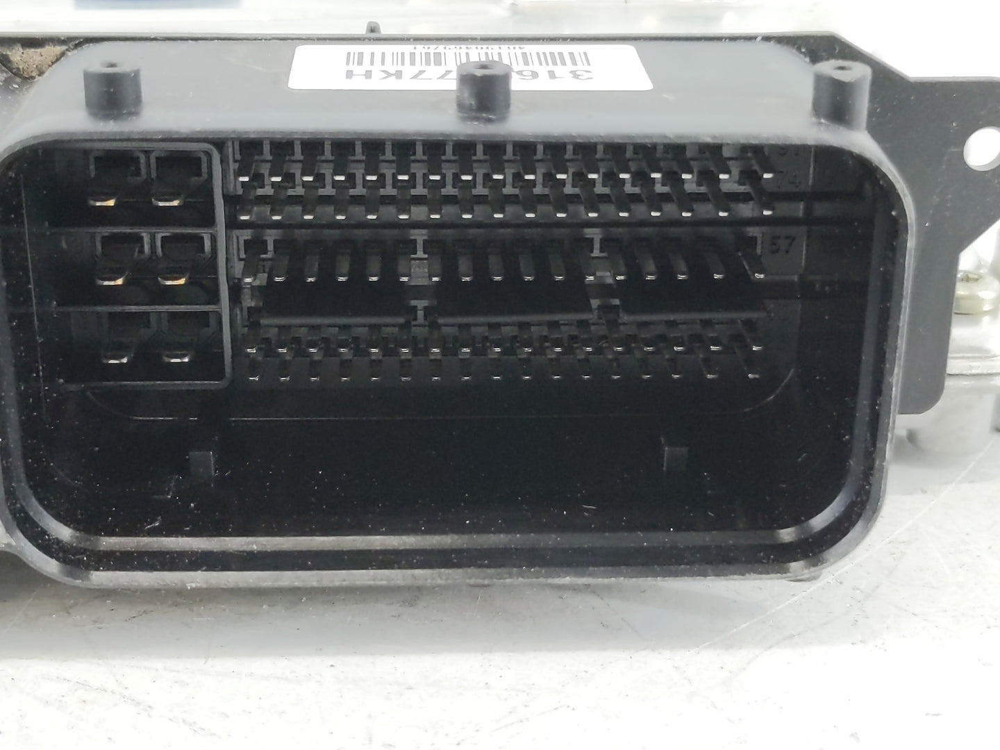 2018-2019 Kia Rio PCM Engine Control Computer ECU ECM PCU OEM Fits Fits 2018 2019 OEM Used Auto Parts - Oemusedautoparts1.co