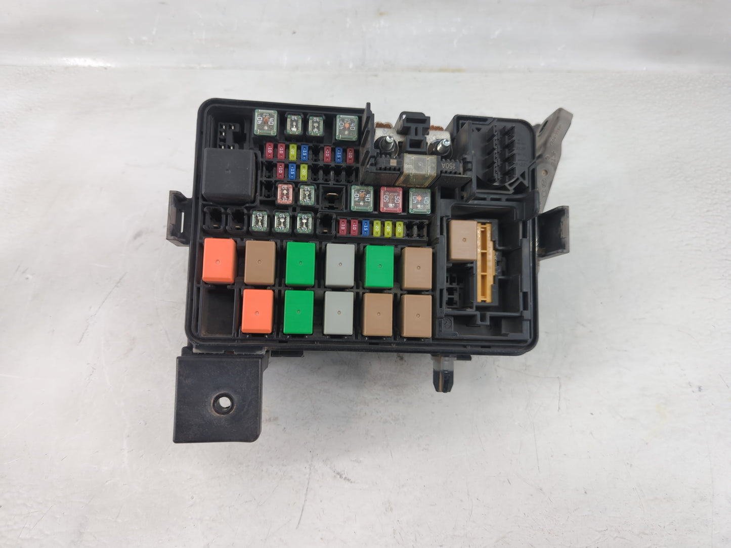 2018-2019 Kia Rio Fusebox Fuse Box Panel Relay Module P/N:91205-H9320 Fits Fits 2018 2019 OEM Used Auto Parts - Oemusedautop