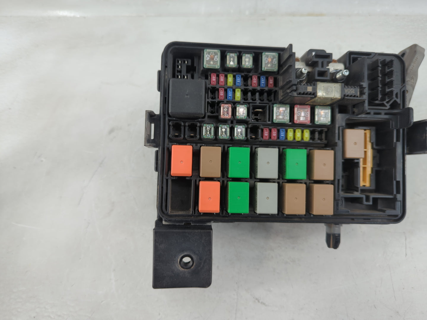 2018-2019 Kia Rio Fusebox Fuse Box Panel Relay Module P/N:91205-H9320 Fits Fits 2018 2019 OEM Used Auto Parts - Oemusedautop