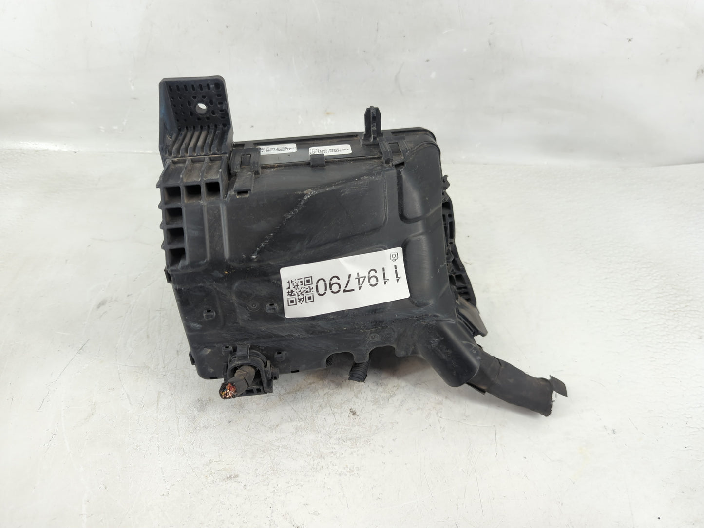 2018-2019 Kia Rio Fusebox Fuse Box Panel Relay Module P/N:91205-H9320 Fits Fits 2018 2019 OEM Used Auto Parts - Oemusedautop