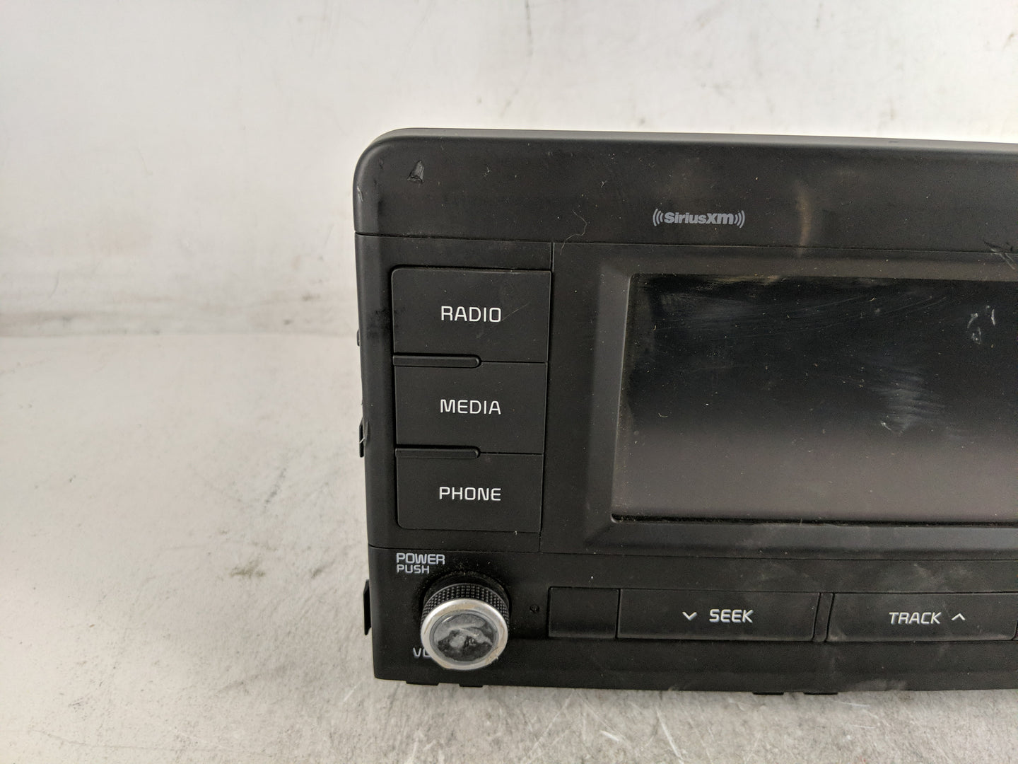 2018-2019 Kia Rio Radio AM FM Cd Player Receiver Replacement P/N:96180-H9850WK Fits Fits 2018 2019 OEM Used Auto Parts - Oem