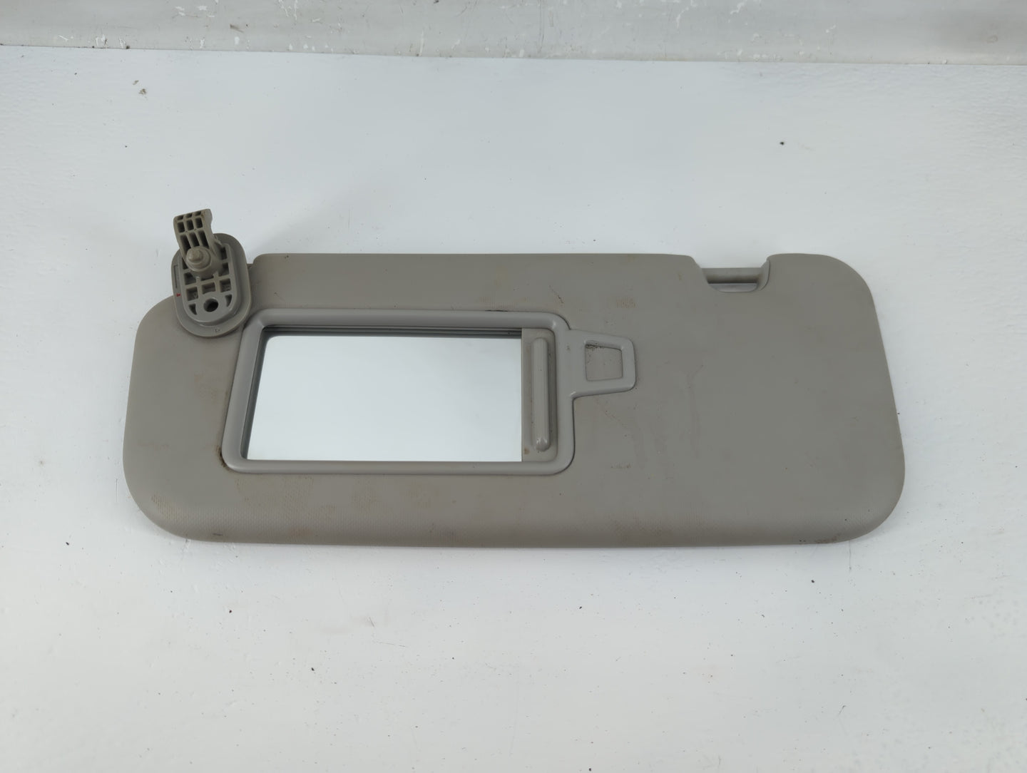 2018-2020 Kia Rio Sun Visor Shade Replacement Driver Left Mirror Fits Fits 2018 2019 2020 2021 2022 OEM Used Auto Parts - Oe