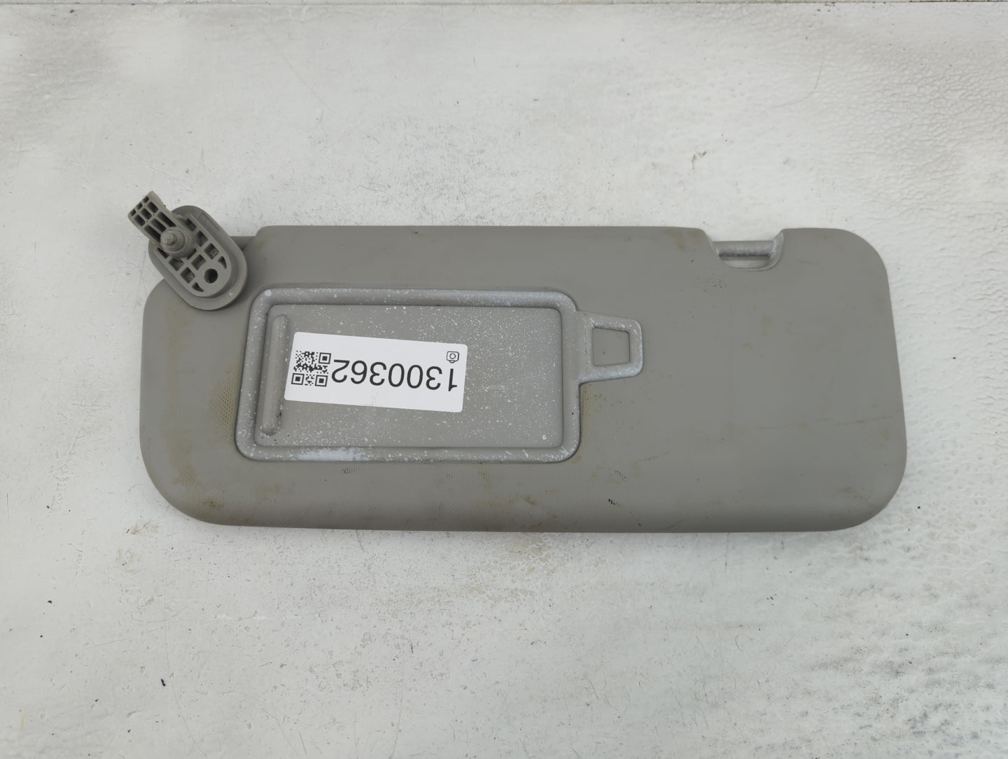 2018-2020 Kia Rio Sun Visor Shade Replacement Driver Left Mirror Fits Fits 2018 2019 2020 2021 2022 OEM Used Auto Parts - Oe