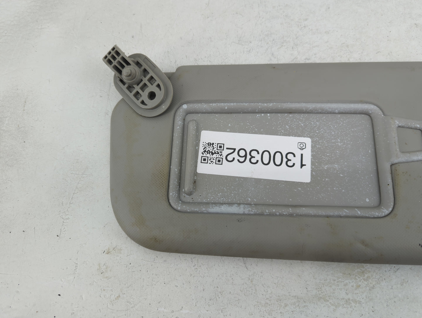 2018-2020 Kia Rio Sun Visor Shade Replacement Driver Left Mirror Fits Fits 2018 2019 2020 2021 2022 OEM Used Auto Parts - Oe