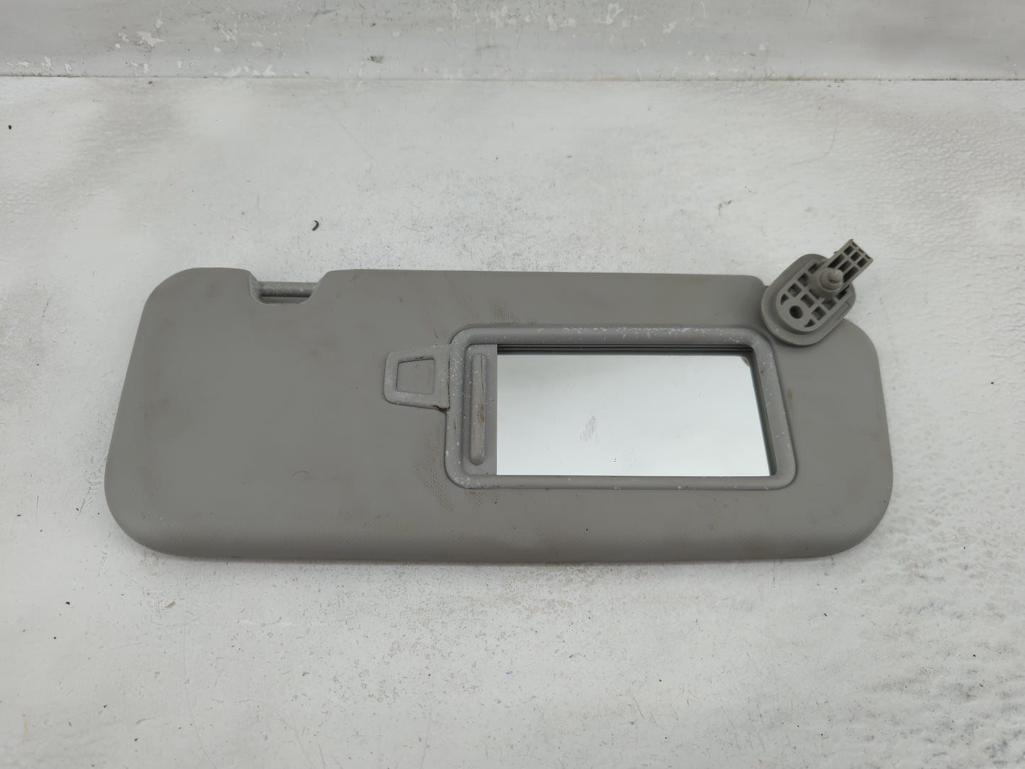 2018-2020 Kia Rio Sun Visor Shade Replacement Passenger Right Mirror Fits Fits 2018 2019 2020 2021 2022 OEM Used Auto Parts 