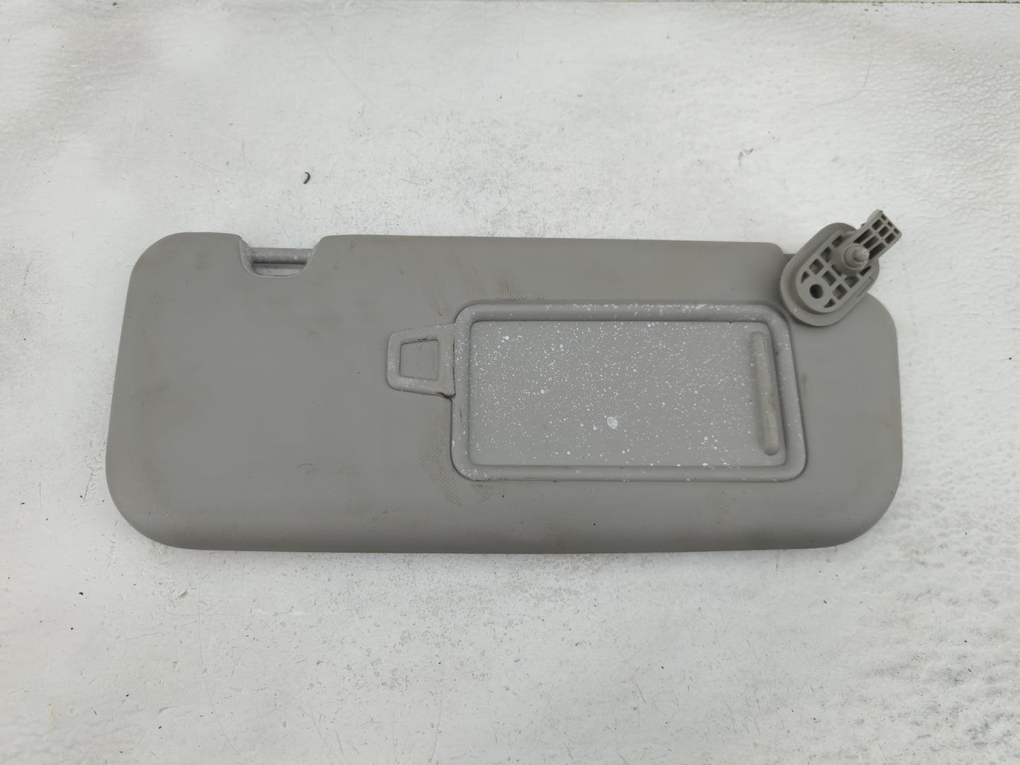 2018-2020 Kia Rio Sun Visor Shade Replacement Passenger Right Mirror Fits Fits 2018 2019 2020 2021 2022 OEM Used Auto Parts 