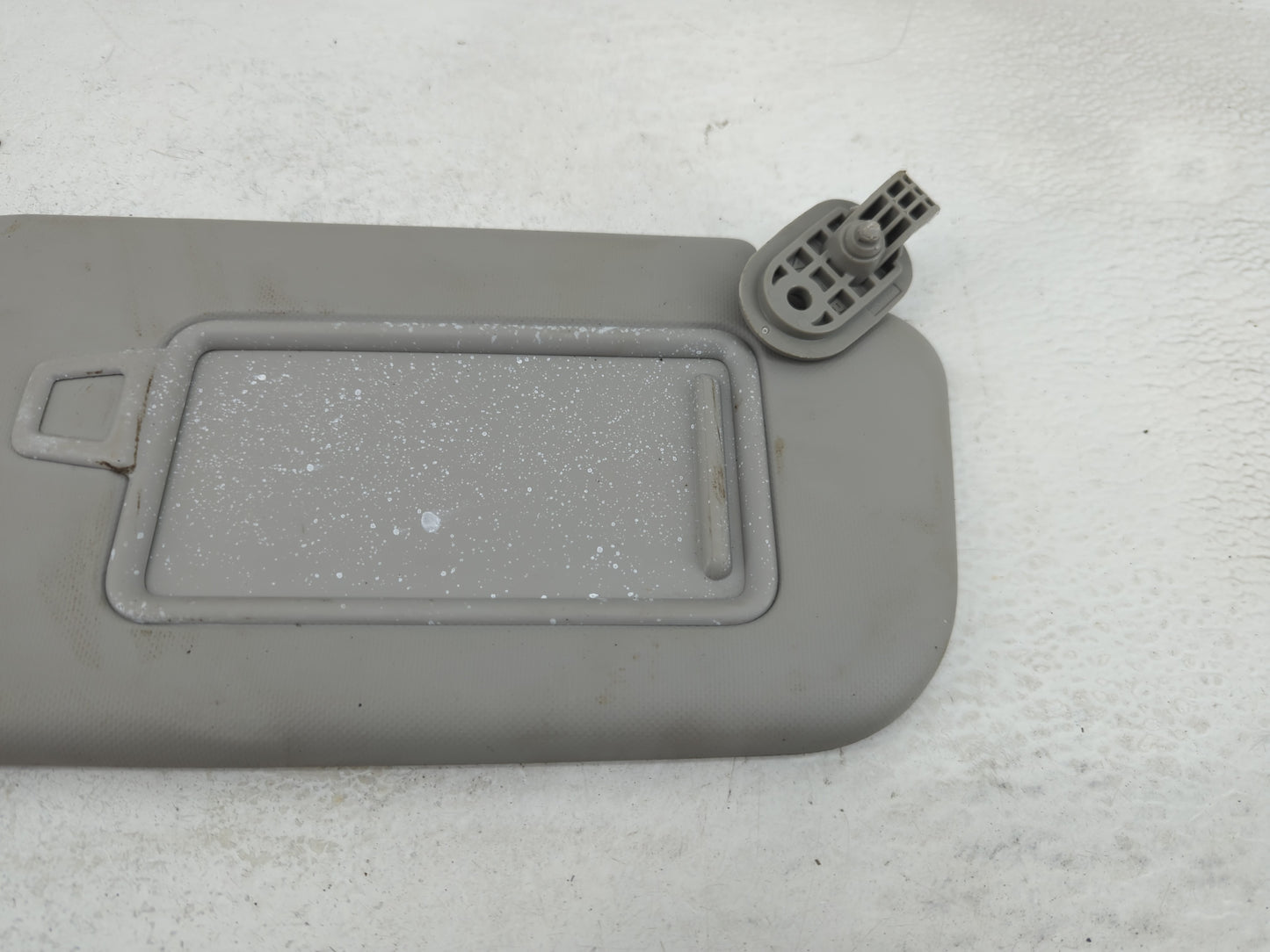 2018-2020 Kia Rio Sun Visor Shade Replacement Passenger Right Mirror Fits Fits 2018 2019 2020 2021 2022 OEM Used Auto Parts 
