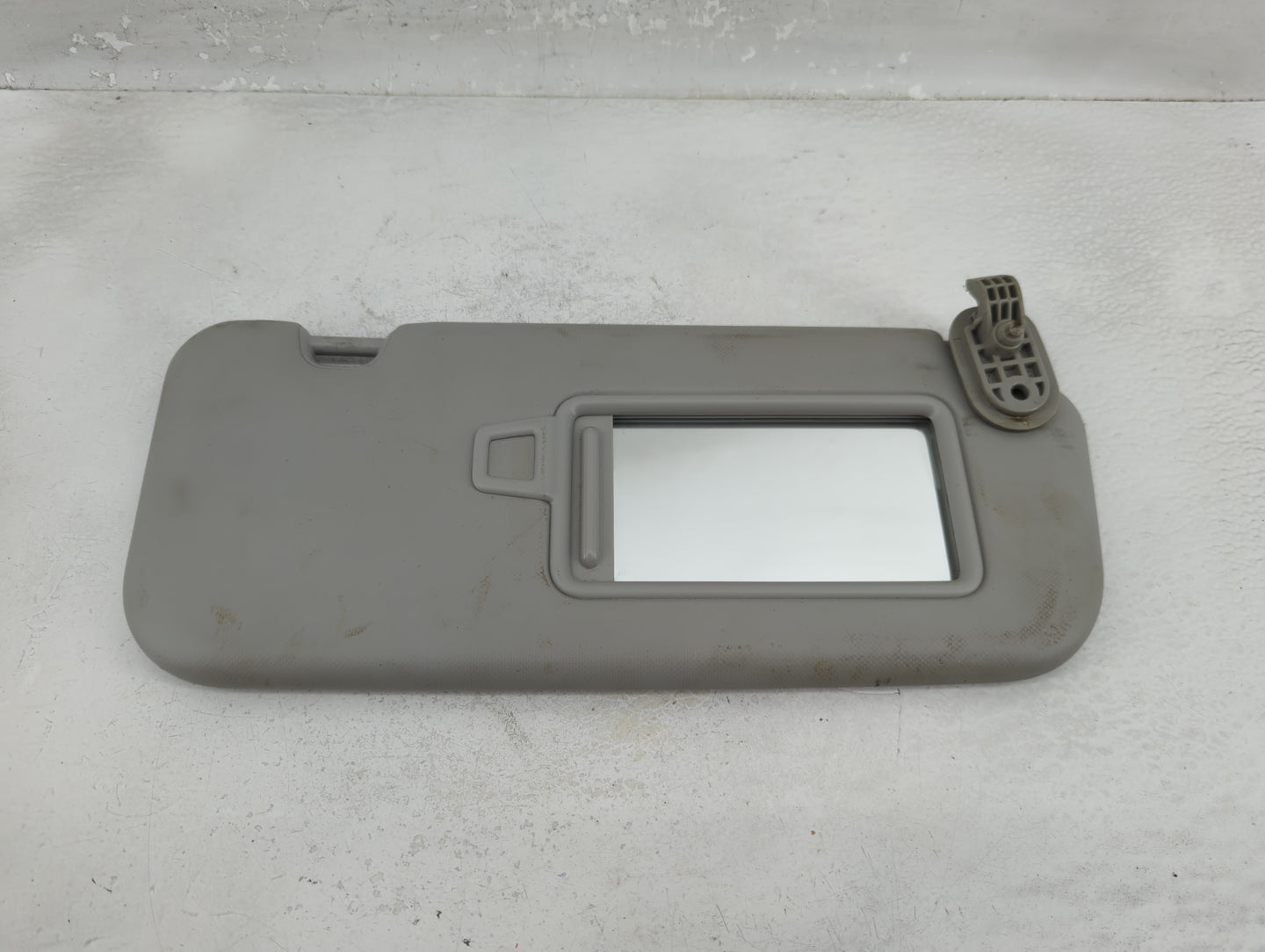 2018-2020 Kia Rio Sun Visor Shade Replacement Passenger Right Mirror Fits Fits 2018 2019 2020 2021 2022 OEM Used Auto Parts 