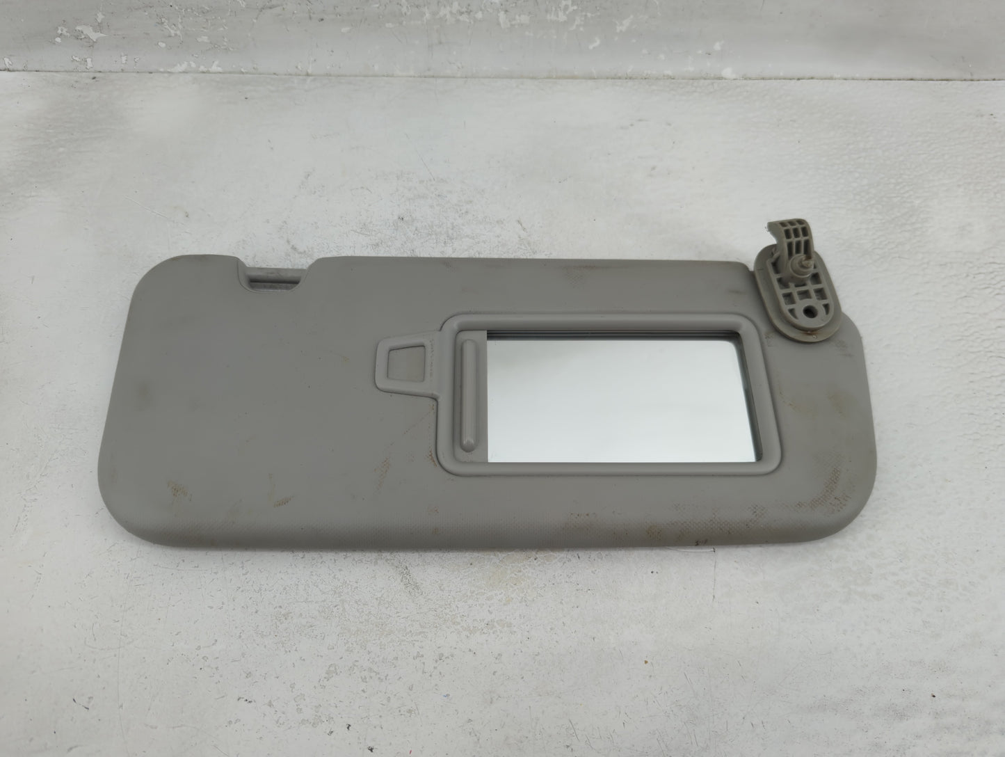 2018-2020 Kia Rio Sun Visor Shade Replacement Passenger Right Mirror Fits Fits 2018 2019 2020 2021 2022 OEM Used Auto Parts 