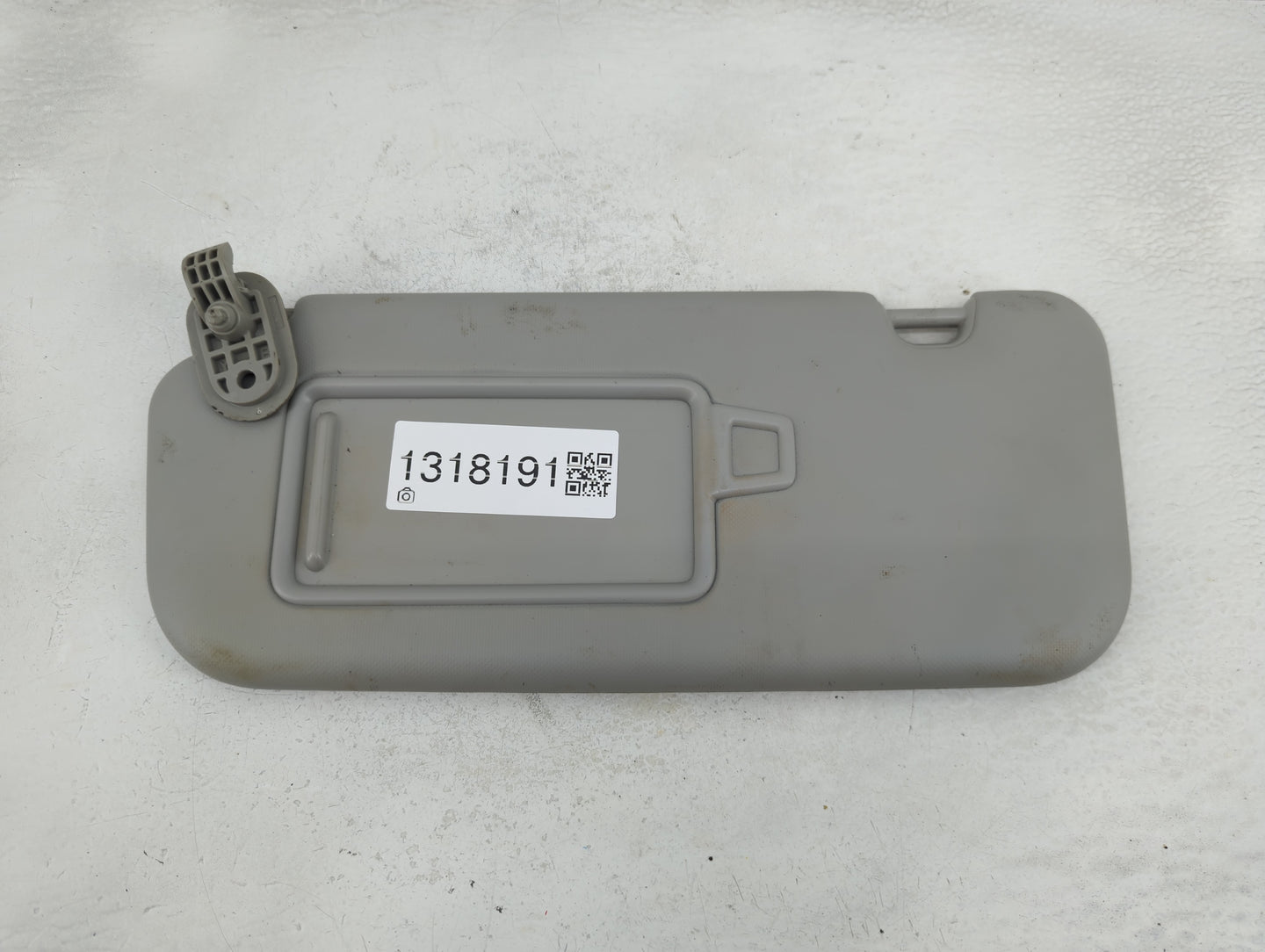 2018-2020 Kia Rio Sun Visor Shade Replacement Driver Left Mirror Fits Fits 2018 2019 2020 2021 2022 OEM Used Auto Parts - Oe
