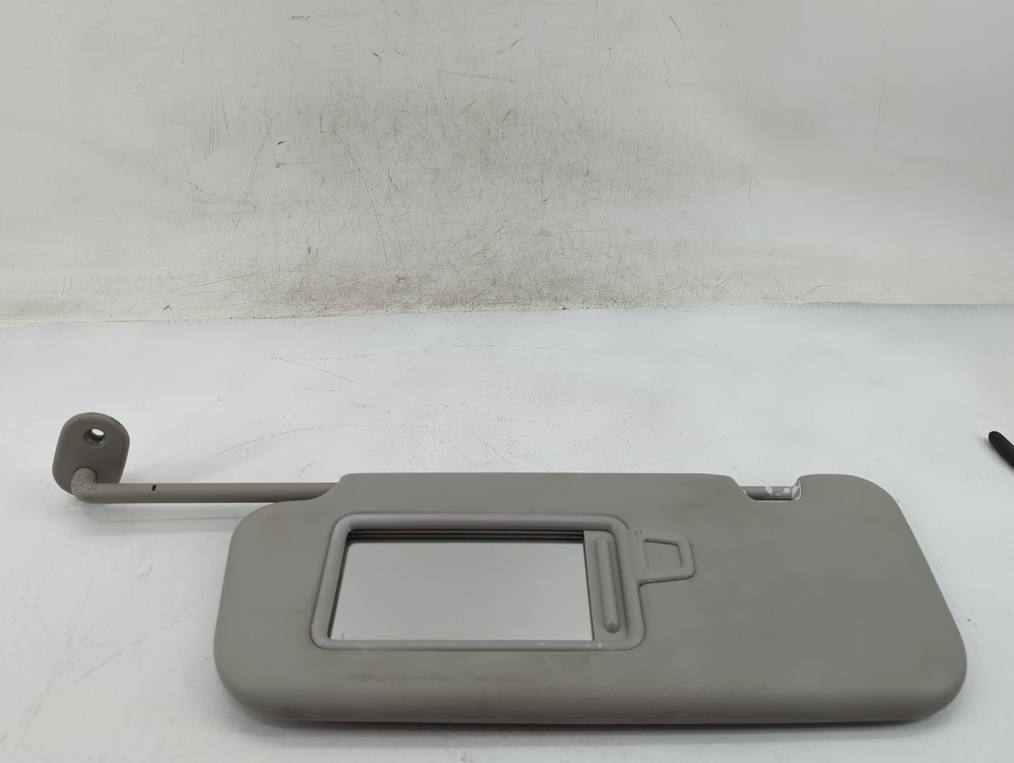 2018-2020 Kia Rio Sun Visor Shade Replacement Driver Left Mirror Fits Fits 2018 2019 2020 2021 2022 OEM Used Auto Parts - Oe