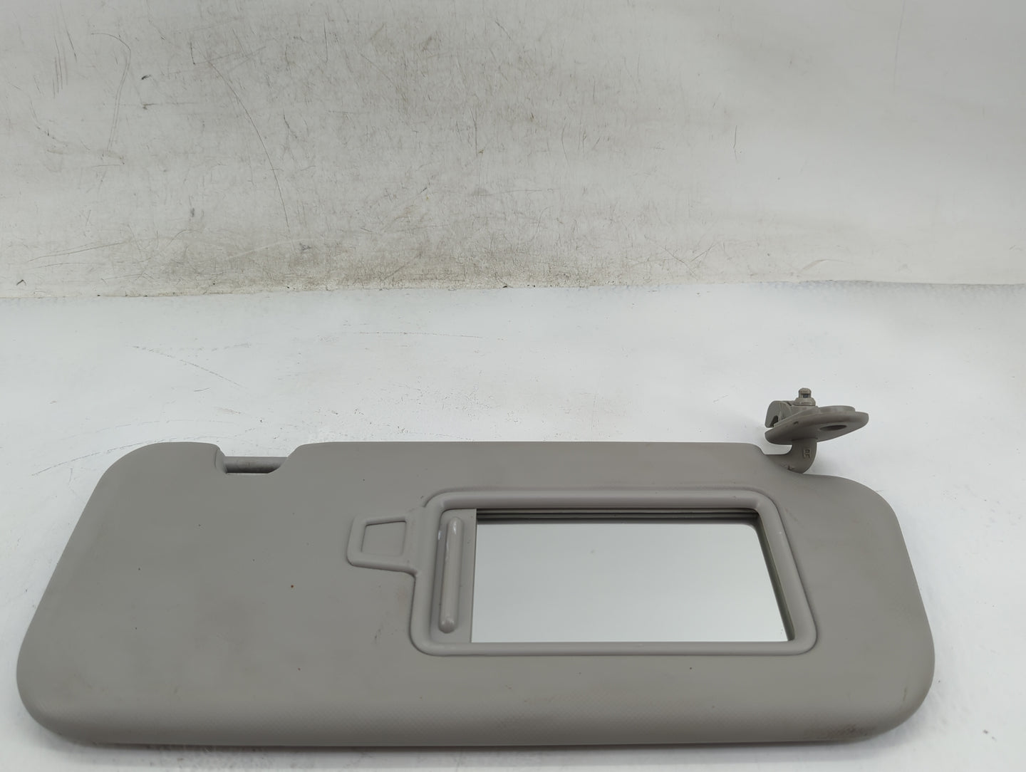 2018-2020 Kia Rio Sun Visor Shade Replacement Passenger Right Mirror Fits Fits 2018 2019 2020 2021 2022 OEM Used Auto Parts 