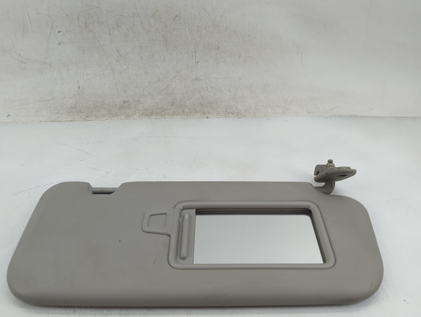 2018-2020 Kia Rio Sun Visor Shade Replacement Passenger Right Mirror Fits Fits 2018 2019 2020 2021 2022 OEM Used Auto Parts 