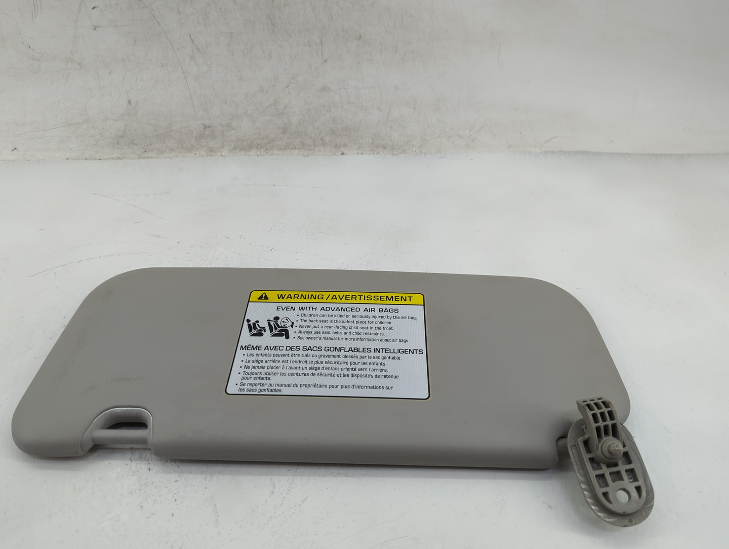 2018-2020 Kia Rio Sun Visor Shade Replacement Passenger Right Mirror Fits Fits 2018 2019 2020 2021 2022 OEM Used Auto Parts 