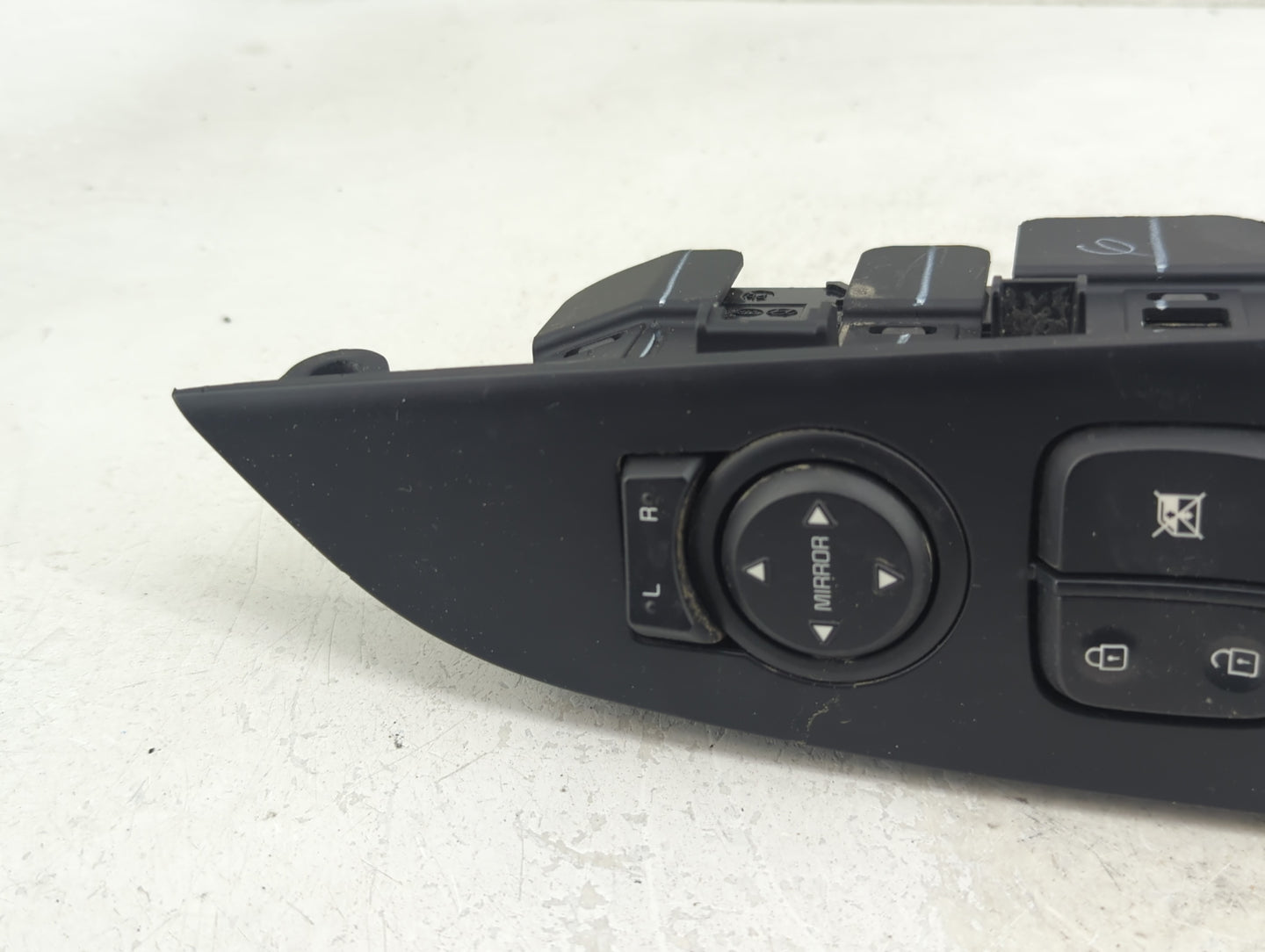 2018-2020 Kia Rio Master Power Window Switch Replacement Driver Side Left P/N:4E2498-1000 93570-H9150 Fits Fits 2018 2019 20
