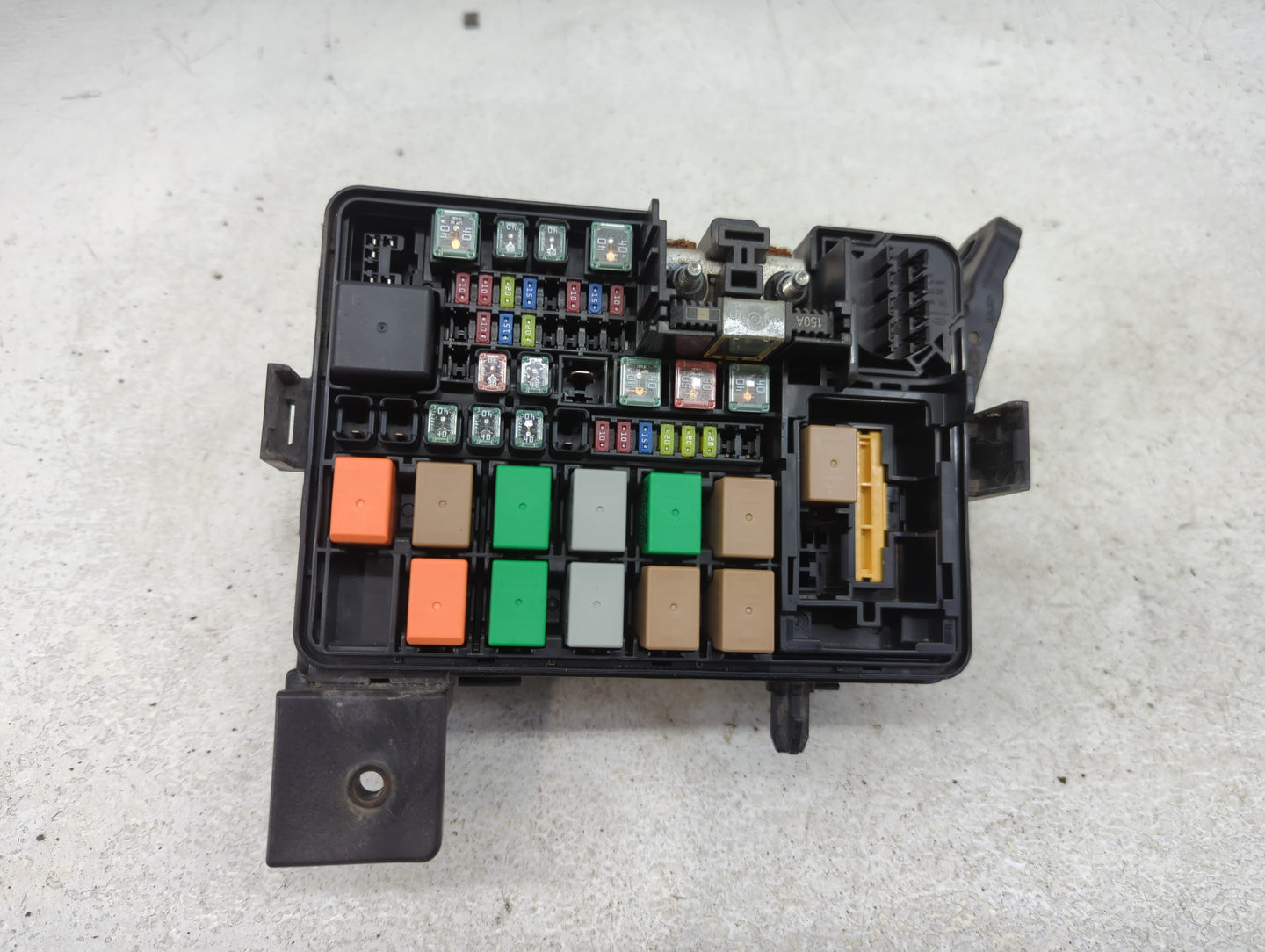 2018-2019 Kia Rio Fusebox Fuse Box Panel Relay Module P/N:91950-H9300 Fits Fits 2018 2019 OEM Used Auto Parts - Oemusedautop